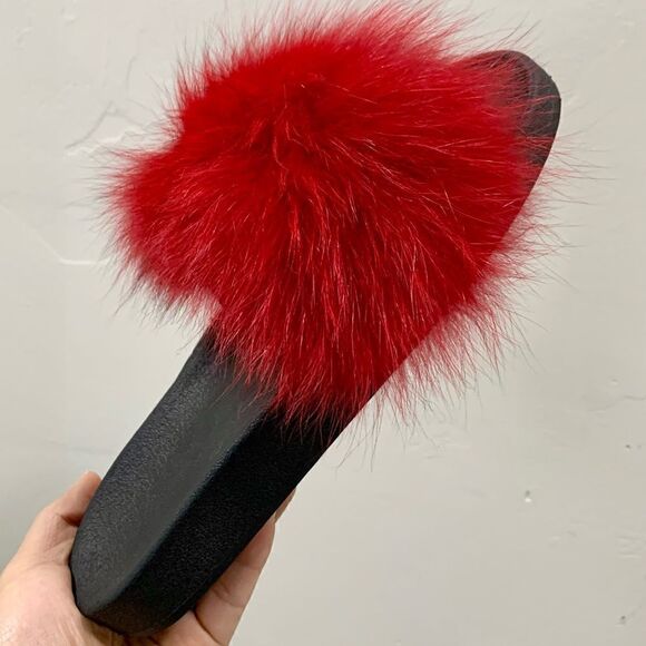 Handmade Red Fluffy Genuine Fox Fur Slippers, Soft Slide - Picture 3 of 12